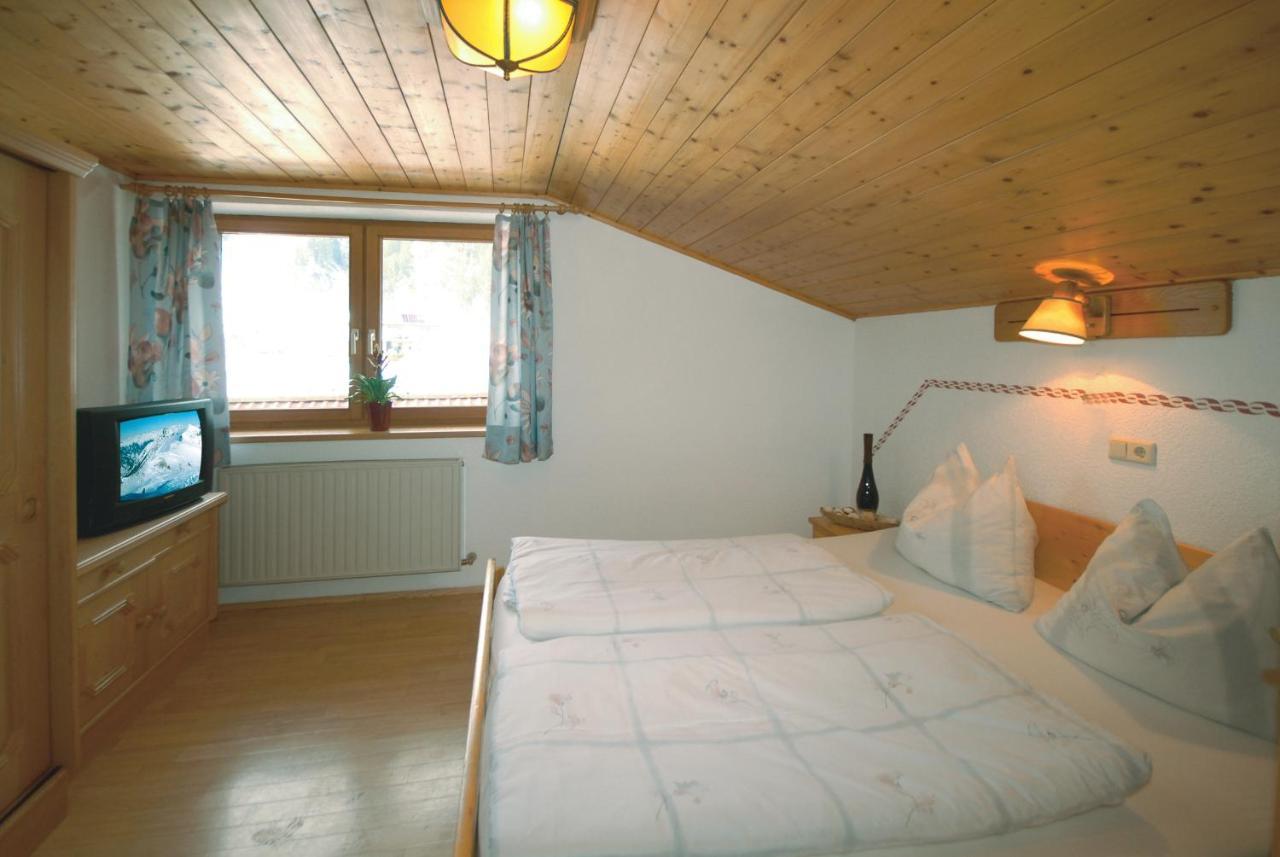 Fruehstuecks- & Apartmenthaus Maislau راوريس الغرفة الصورة