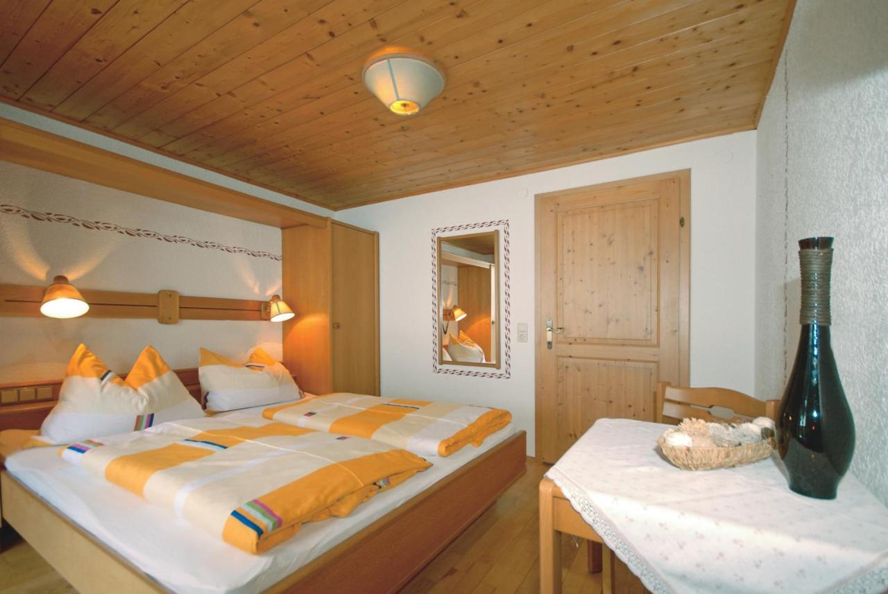 Fruehstuecks- & Apartmenthaus Maislau راوريس الغرفة الصورة