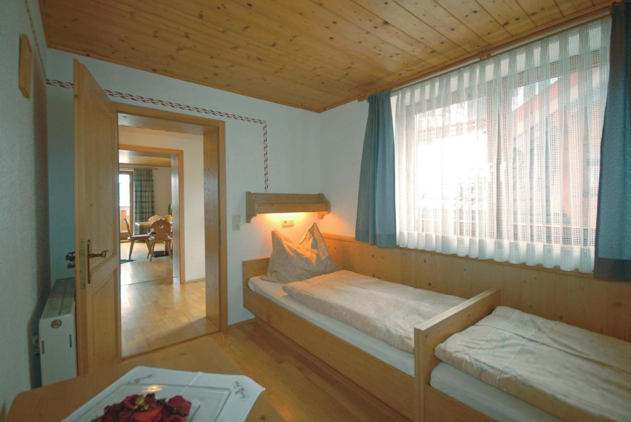 Fruehstuecks- & Apartmenthaus Maislau راوريس الغرفة الصورة