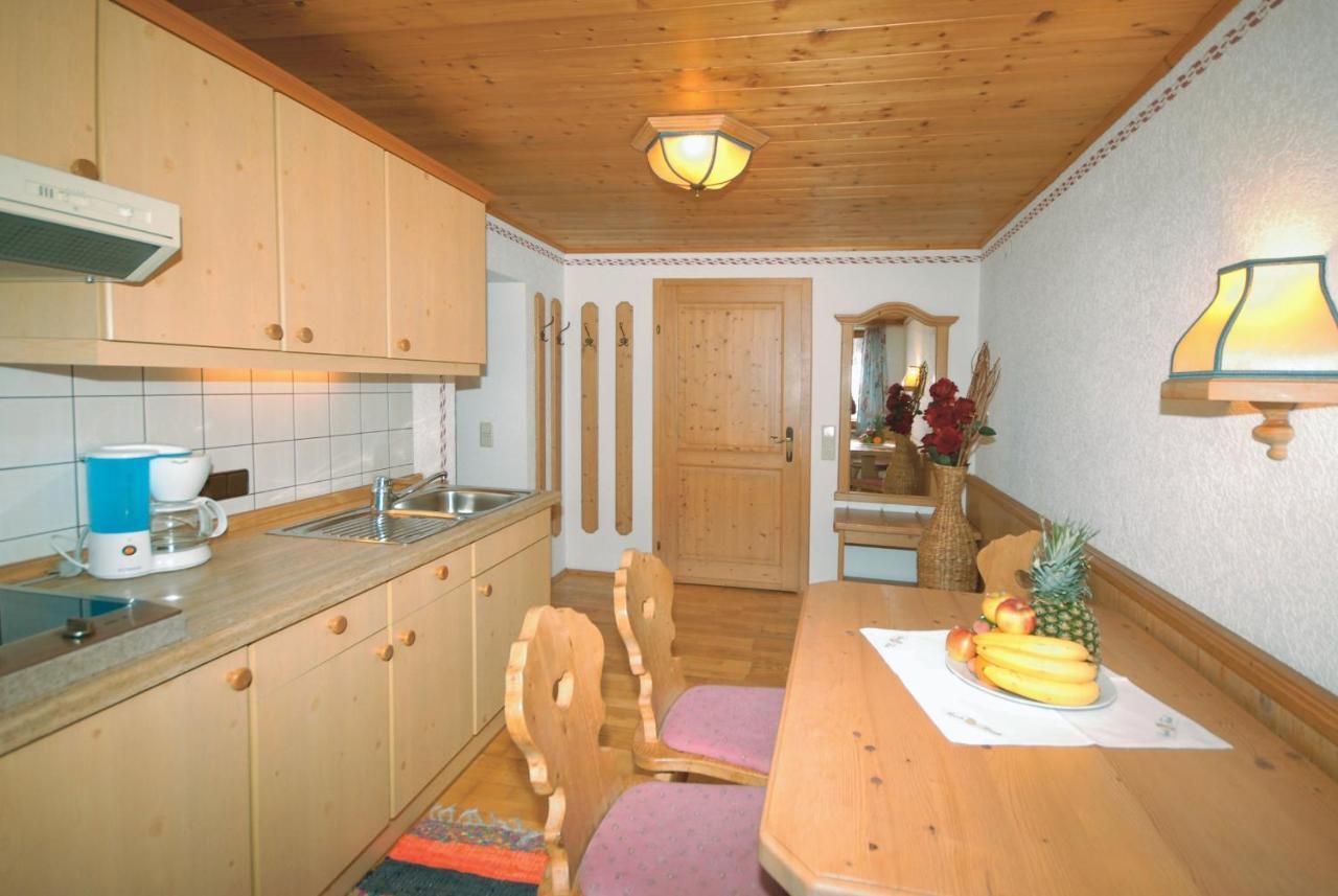 Fruehstuecks- & Apartmenthaus Maislau راوريس الغرفة الصورة